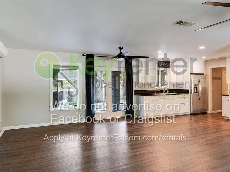 3686 Heady Ct — Photo 4