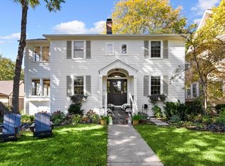 2646 Eastwood Ave, Evanston, IL 60201