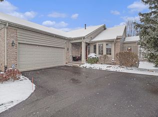 3649 Santa Fe Trl, Ann Arbor, MI 48108