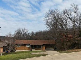 105 Oaklawn Ave, Warrenton, MO 63383
