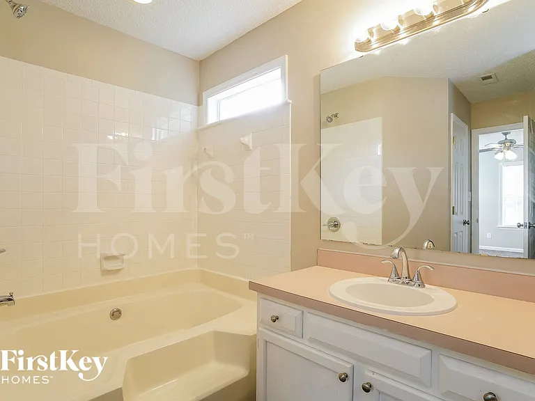 408 Indian Hill Rd — Photo 13
