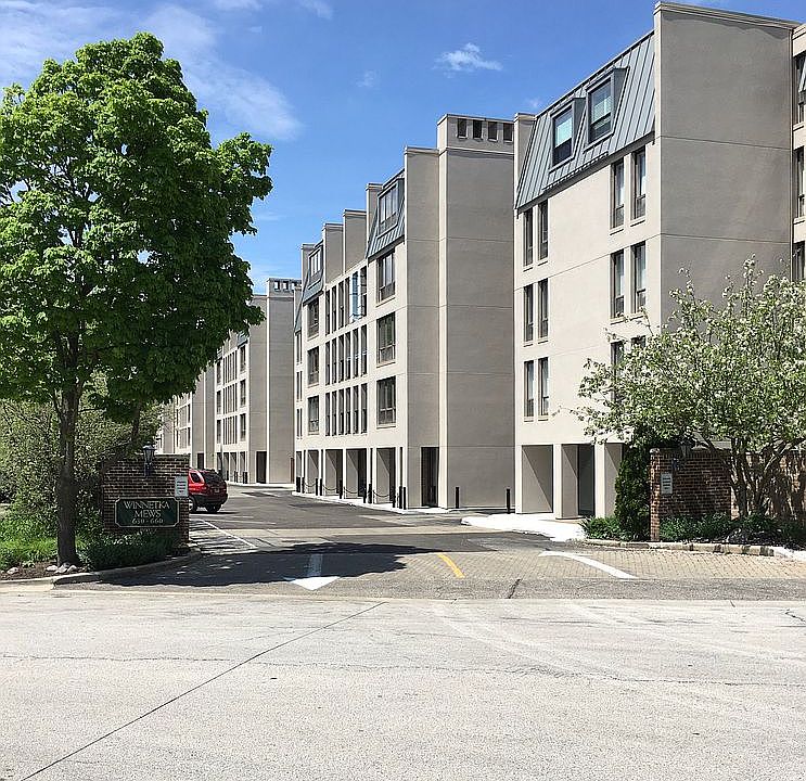 The Winnetka Mews