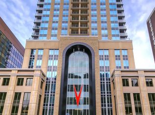 930 S 6th Ave SW #2205, Calgary, AB T2P 1J3