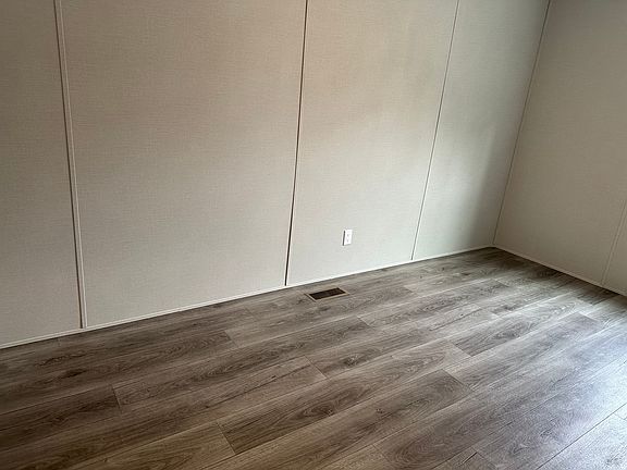 5th image of 414 Laurel Oak Ln #414