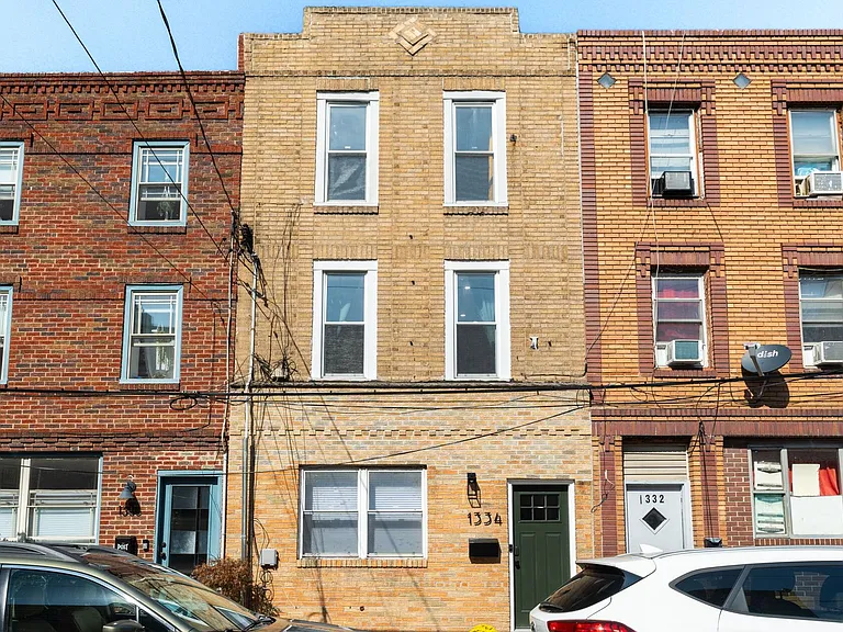 1334 E Passyunk Ave — Photo 1