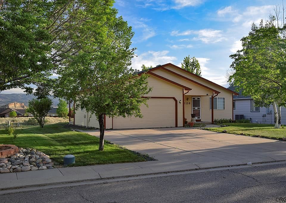 1st image of 126 High Meadows Dr