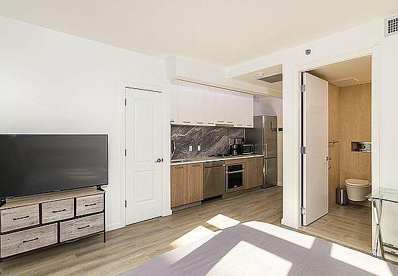 5th image of 111 Mulberry St #2F