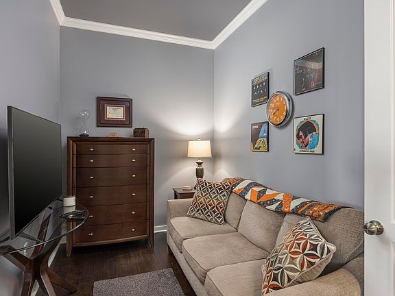 5th image of 200 Manufacturers Rd APT 348