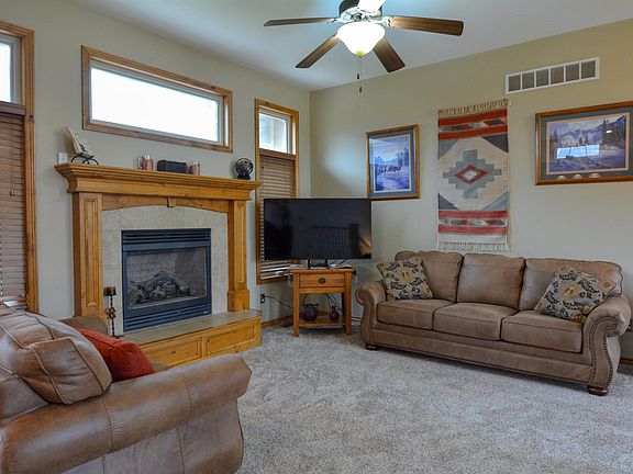 5th image of 215 E Kodiak Ct