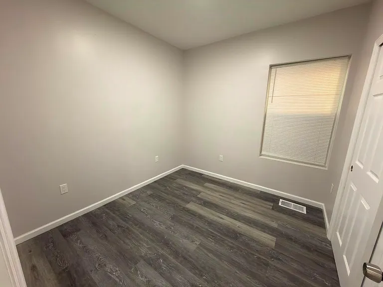 77 Madison Ave #1 — Photo 1