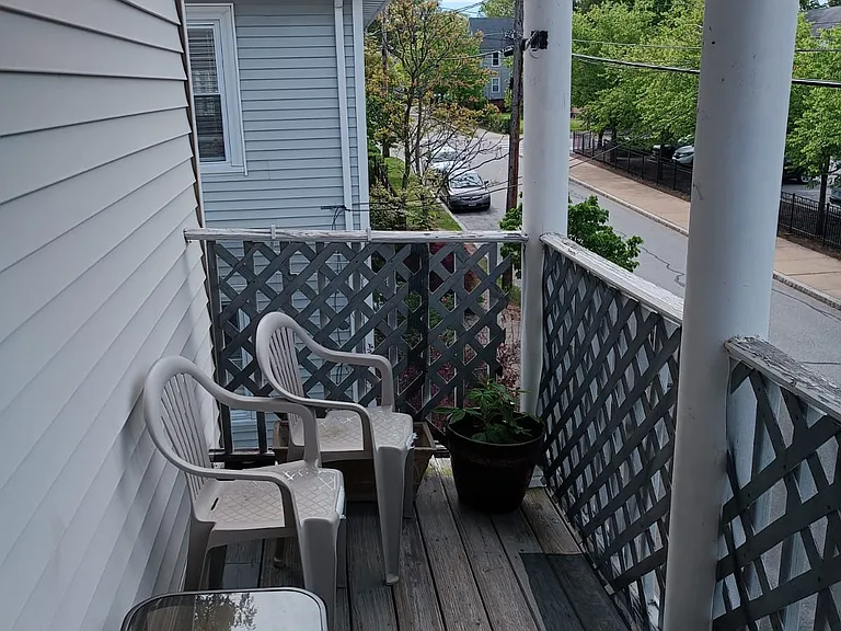 84 8th St — Photo 30