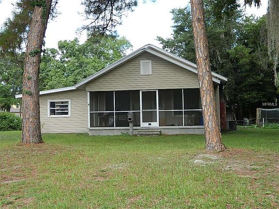 2nd image of 210 S Mills Ave