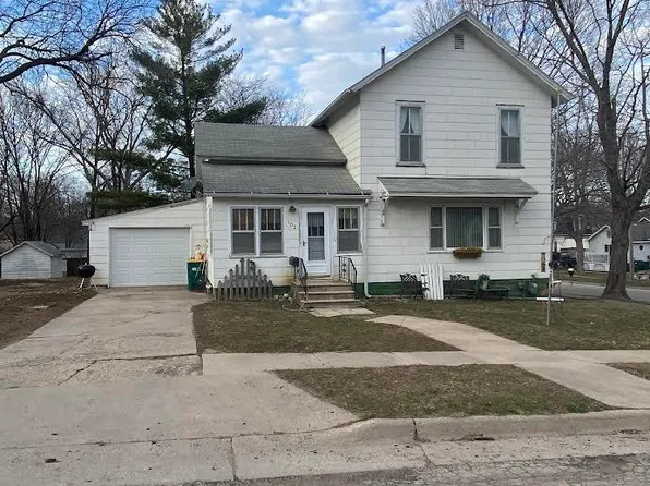 102 4th St NW, Nora Springs, IA 50458