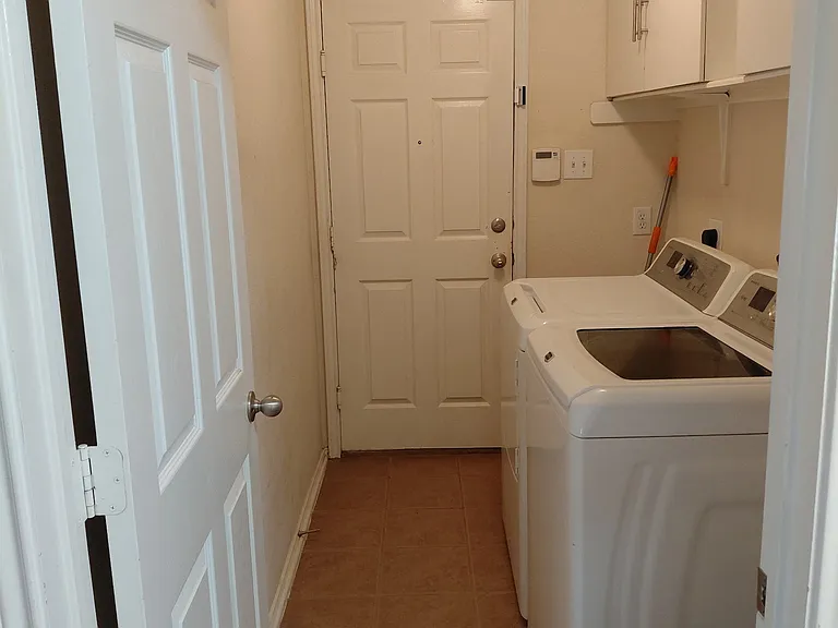 9407 Everton — Photo 13