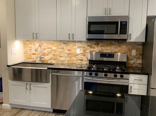 8 E Valley Stream Blvd APT 1A, Valley Stream, NY 11580