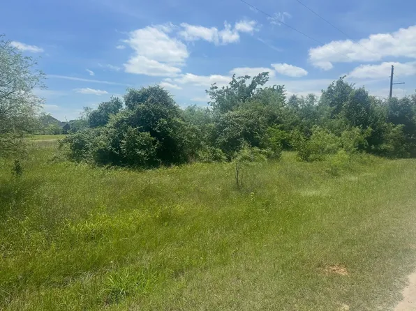 23142 Greenbriar Dr, Whitney, TX 76692