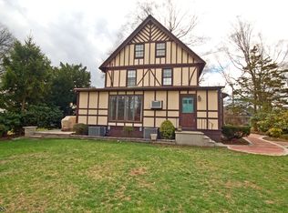 30 Chestnut St, Nutley, NJ 07110