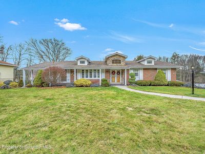 118 Sunset Rd, Roaring Brook Twp, PA, 18444