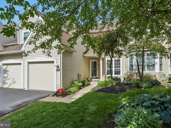 431 Country Club Dr, Lansdale, PA 19446