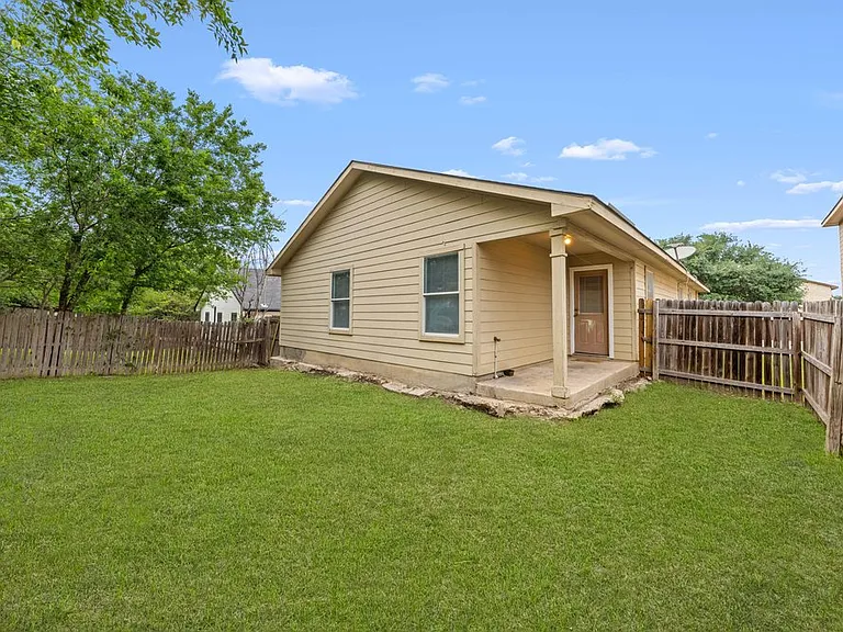 6402 Candleview Ct — Photo 27