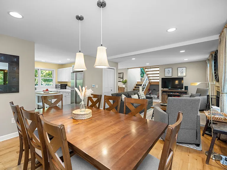 16061 Beech Ln — Photo 9
