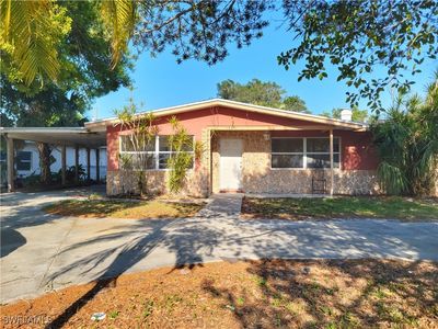 1168 Pine Lake Dr, Cape Coral, FL, 33909