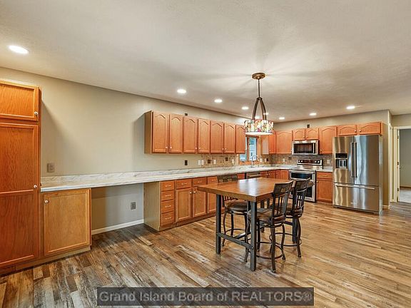 4th image of 1107 Pleasant View Dr