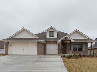 904 E Fulton Ct, Broken Arrow, OK 74012