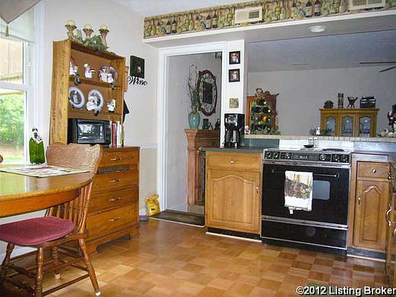 3rd image of 5037 Castle Hwy