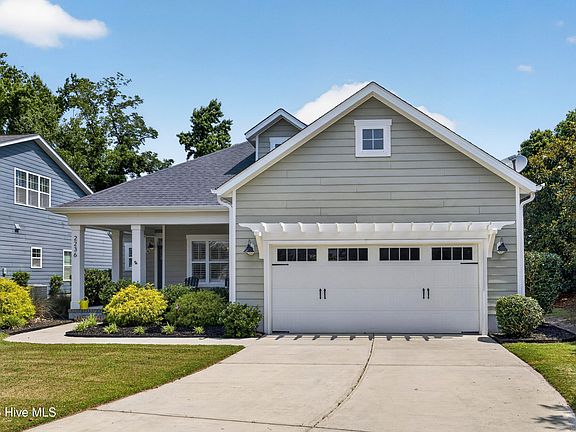 5th image of 2236 Lakeside Circle