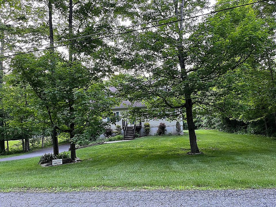 1st image of 22 Hickory Ln