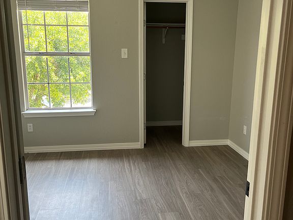 3rd image of 1112 Christopher Ave APT A
