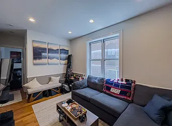 42 Bank Street, #2E