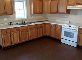 505 Von Bergen St APT 1, Old Forge, PA 18518