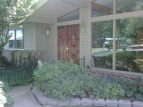 2nd image of 10 Orange Hills Dr