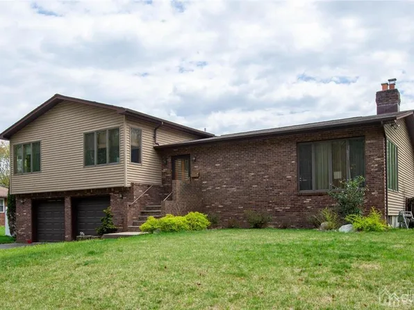 41 McKinley Ave, Spotswood, NJ 08884