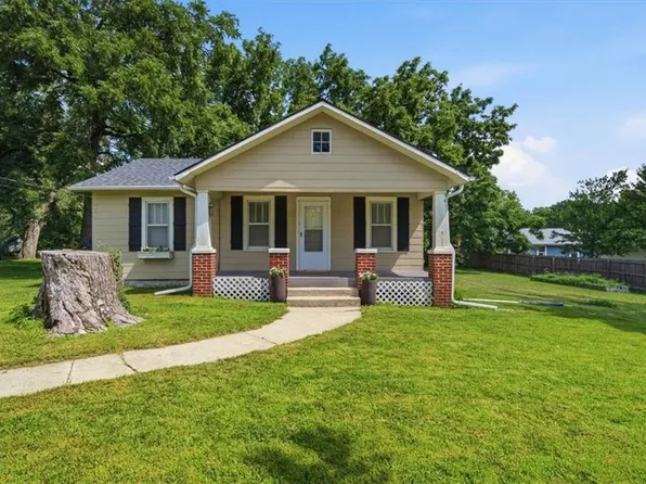 11920 W 51st St, Shawnee, KS 66216