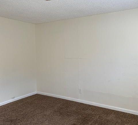 3rd image of 4761 Wightman St #9