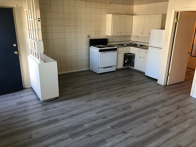 Solid, Secure, & Updated 2 Bed/ 1 Bath Apt. w/ a Private Yard! — Photo 23