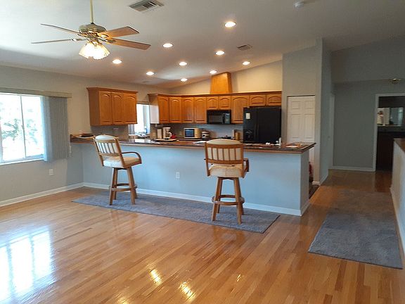 3rd image of 2075 Bayou Grande Blvd NE