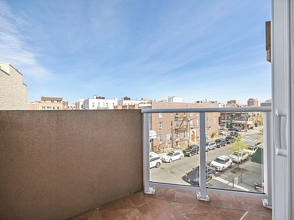 2nd image of 2848 Brighton 7th St #3F