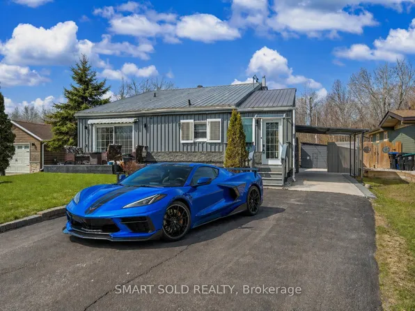 210 Parkview Dr, Innisfil, ON L0L 1K0
