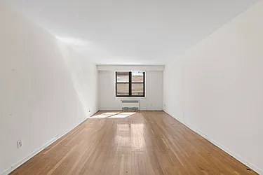 Sold by Thomas Lipovetsky, LREB