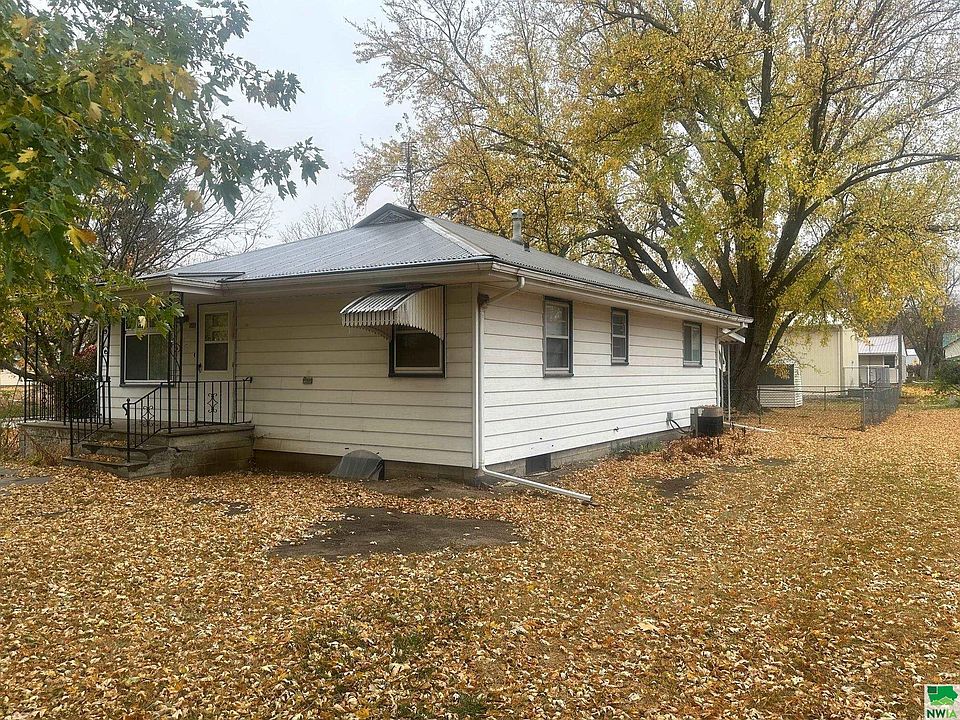 1st image of 510 Winter St