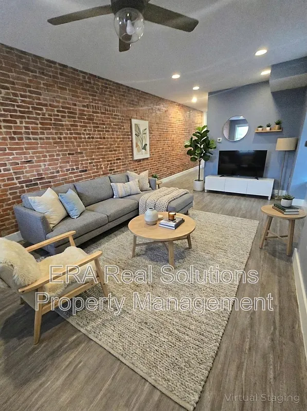 772 Sullivant Ave photo 1