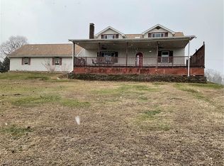 3185 Harding Ave, East Liverpool, OH 43920