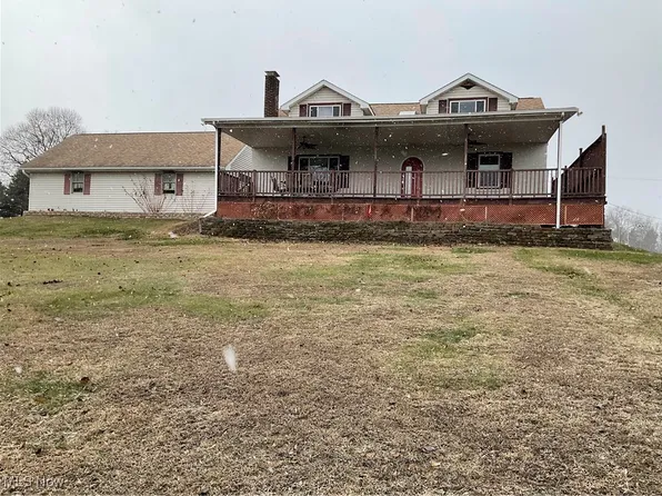 3185 Harding Ave, East Liverpool, OH 43920