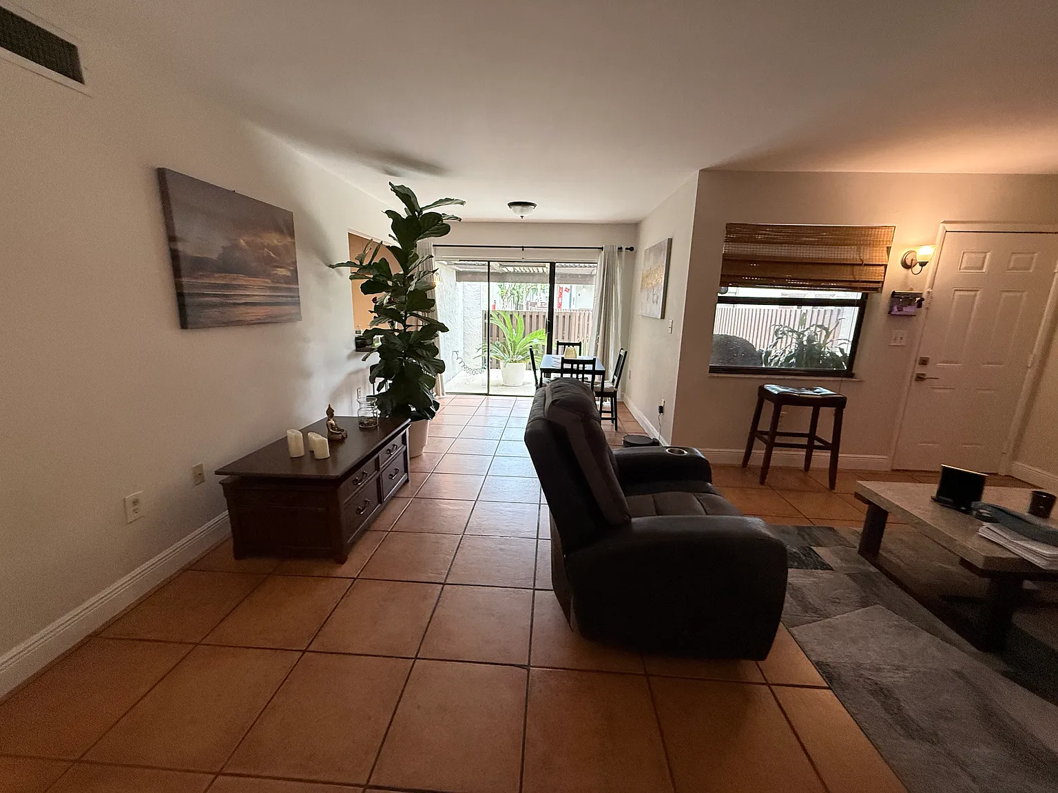 3 bed, 1192 sqft, $2,800 — Photo 4