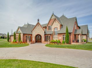 2810 Kelly Rd, Enid, OK 73703