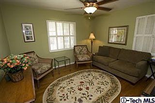 5th image of 801 Domingo Dr